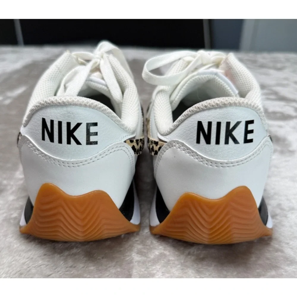 Nike Pacifica Summit White Leather Suede Animal Print Sneakers Womens Size 10.5